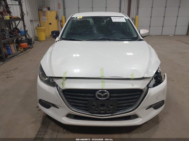 2018 Mazda Mazda3 Sport მანქანა იყიდება აუქციონზე, vin: 3MZBN1U72JM230982, აუქციონის ნომერი: 44636072