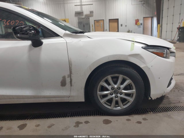 2018 Mazda Mazda3 Sport მანქანა იყიდება აუქციონზე, vin: 3MZBN1U72JM230982, აუქციონის ნომერი: 44636072