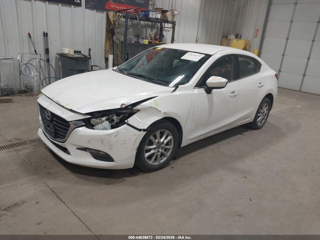 2018 Mazda Mazda3 Sport მანქანა იყიდება აუქციონზე, vin: 3MZBN1U72JM230982, აუქციონის ნომერი: 44636072