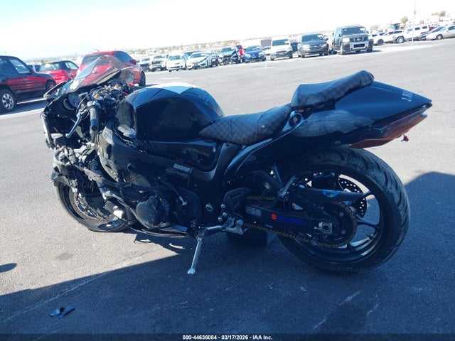 Suzuki GSX1300 RR 2022 JS1EJ11B0N7102142 Image 3