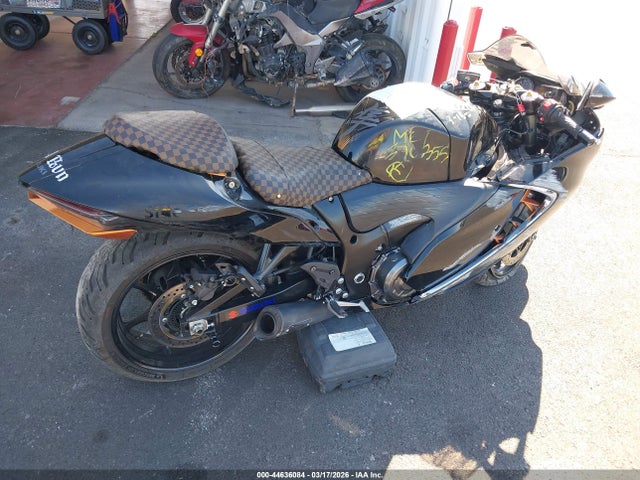 Suzuki GSX1300 RR 2022 JS1EJ11B0N7102142 Image 4