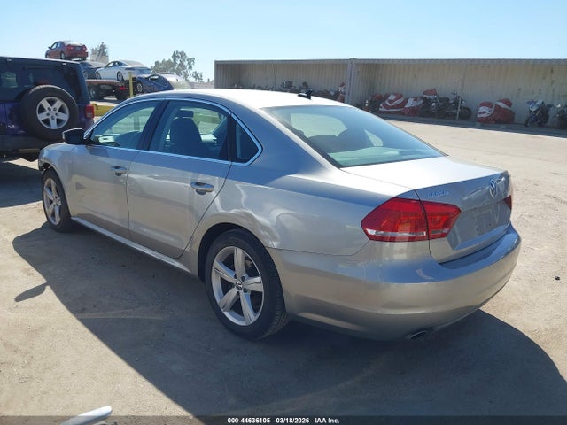 Продажа на аукционе авто 2014 Volkswagen Passat 1.8t Se, vin: 1VWBT7A36EC047912, номер лота: 44636105