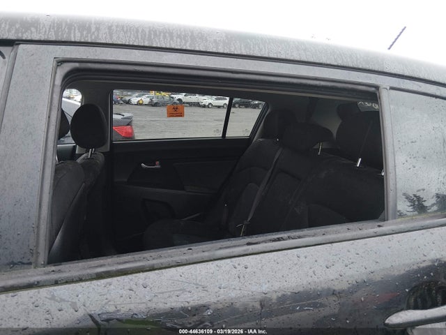 KNDPB3ACXG7865045 KIA Sportage Lx