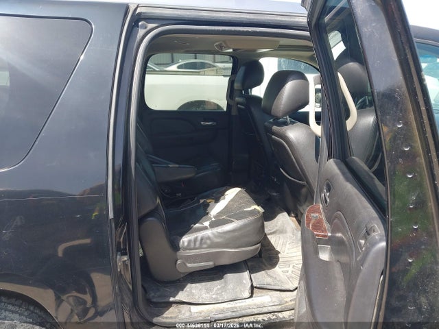2011 GMC YUKON XL 1500 1GKS2MEF6BR331742 Photo 7