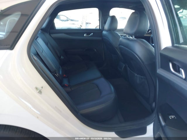 5XXG64J2XNG118874 KIA K5 Gt-line