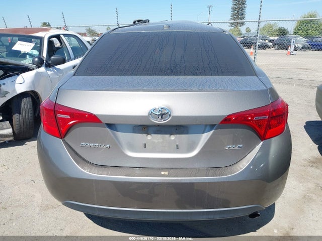 Toyota Corolla Xle 2018 2T1BURHE5JC032709 Image 16