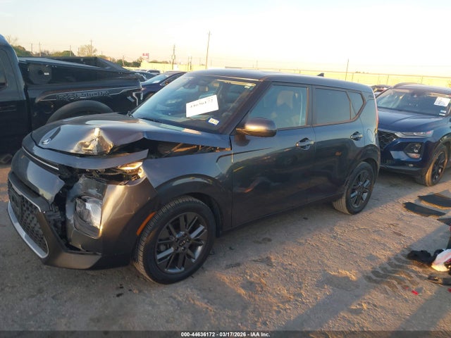 44636172 :رقم المزاد ، KNDJ23AUXM7794892 vin ، 2021 Kia Soul S مزاد بيع