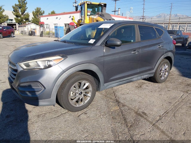 KM8J23A41JU682717 Hyundai TUCSON SE