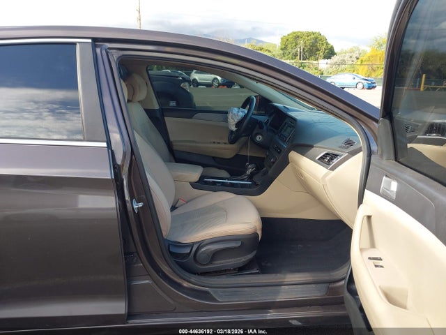 Hyundai SONATA SE 2015 5NPE24AF6FH132752 Image 5