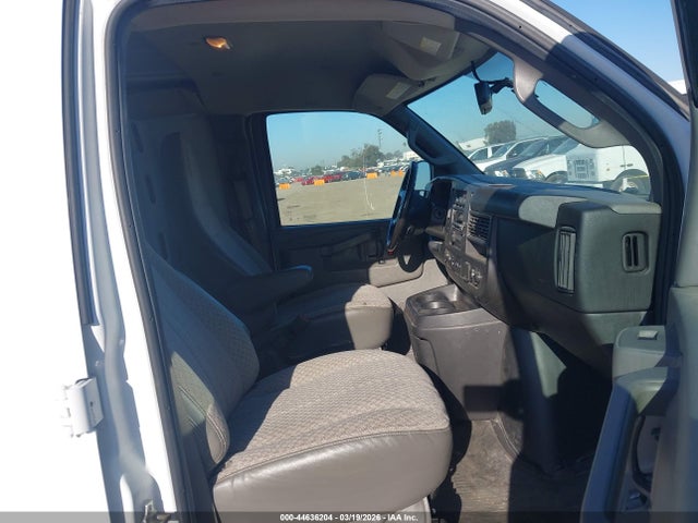 1GCWGAFG5J1272412 Chevrolet Express 2500 Work Van