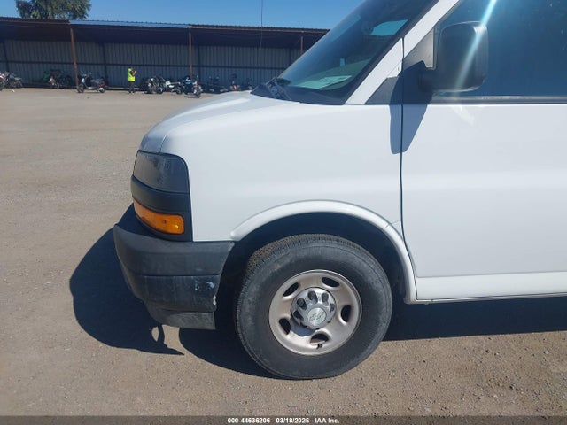 1GCWGAFG6J1276761 Chevrolet Express 2500 Work Van