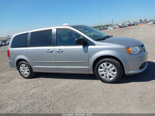 2C4RDGBG6HR725909 Dodge Grand Caravan Se