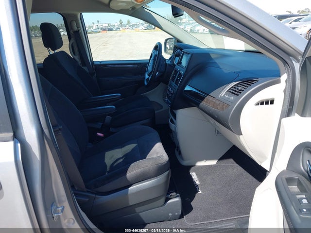 2C4RDGBG6HR725909 Dodge Grand Caravan Se