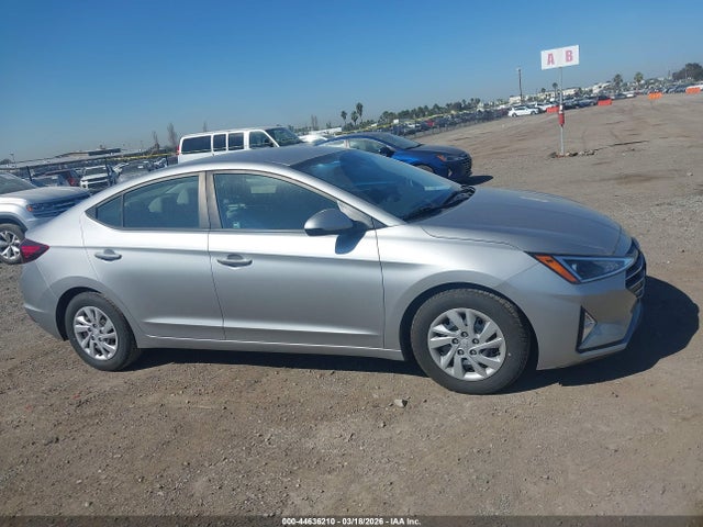 Hyundai ELANTRA SE 2020 5NPD74LF8LH612376 Image 13
