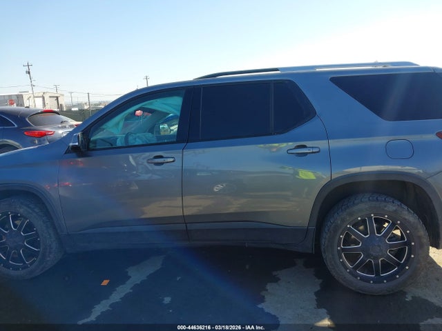 1GNERGKW4JJ217933 Chevrolet Traverse 1lt
