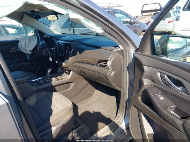1GNERGKW4JJ217933 Chevrolet Traverse 1lt