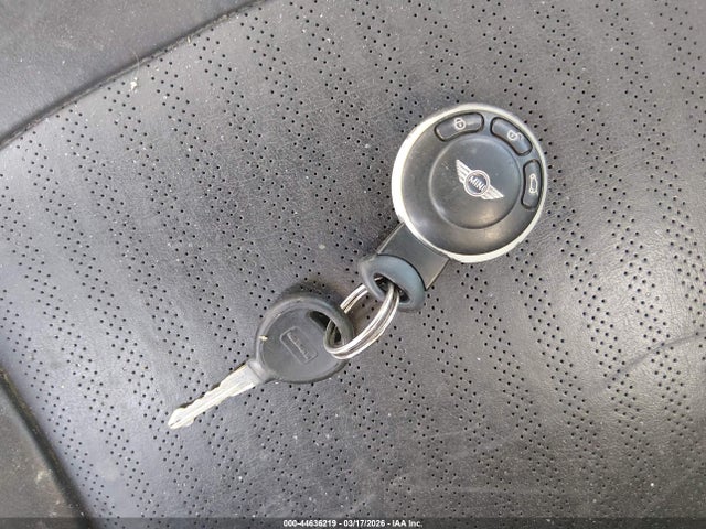 2009 MINI COOPER S WMWMF73599TT99161 Photo 10