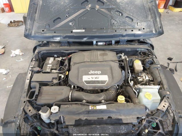 44636220 :رقم المزاد ، 1C4BJWDG2GL345572 vin ، 2016 Jeep Wrangler Unlimited Sport مزاد بيع