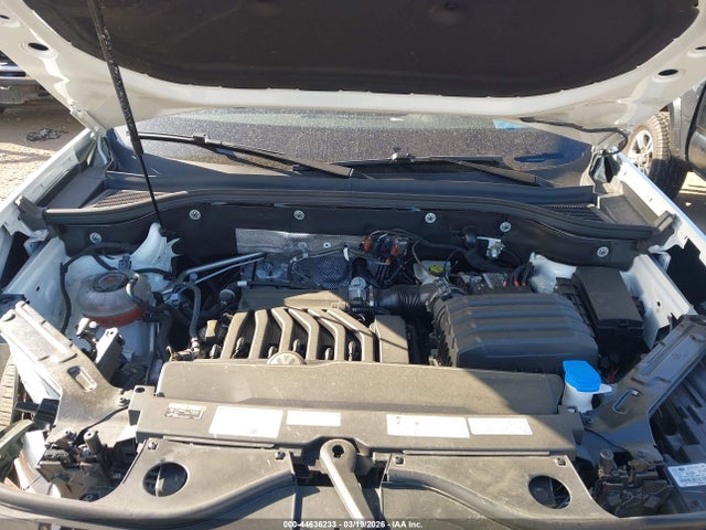 Продаж на аукціоні авто 2022 Volkswagen Atlas Cross Sport 3.6l V6 Se W/technology, vin: 1V2KE2CA5NC225898, номер лоту: 44636233