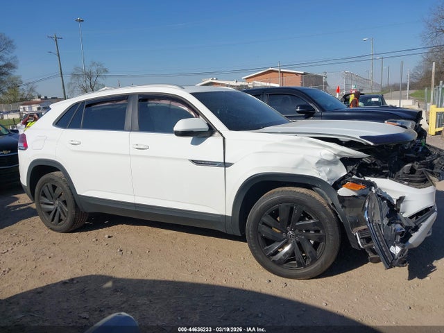 Продаж на аукціоні авто 2022 Volkswagen Atlas Cross Sport 3.6l V6 Se W/technology, vin: 1V2KE2CA5NC225898, номер лоту: 44636233