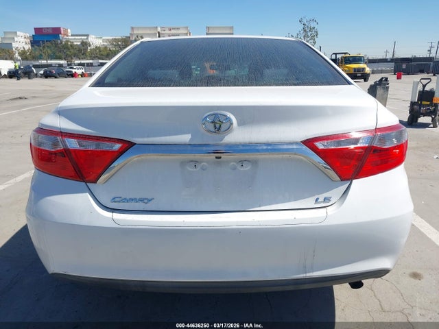 Toyota CAMRY LE 2015 4T4BF1FK0FR500734 Image 16