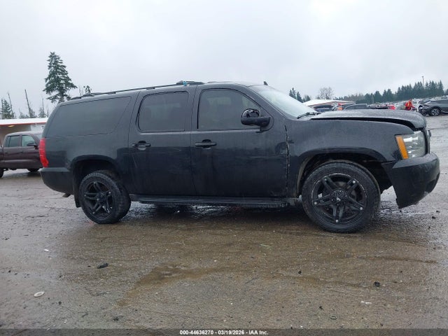 1GNSKJE78ER194835 Chevrolet Suburban 1500 Lt