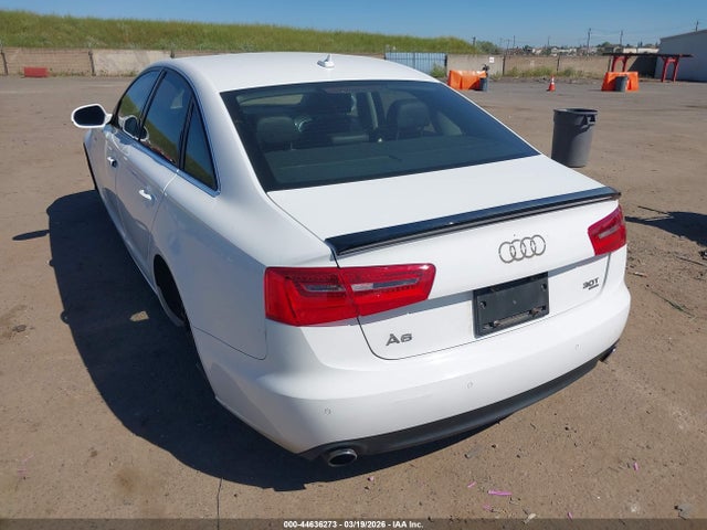2012 AUDI A6 WAUGGAFC5CN035154 Photo 2