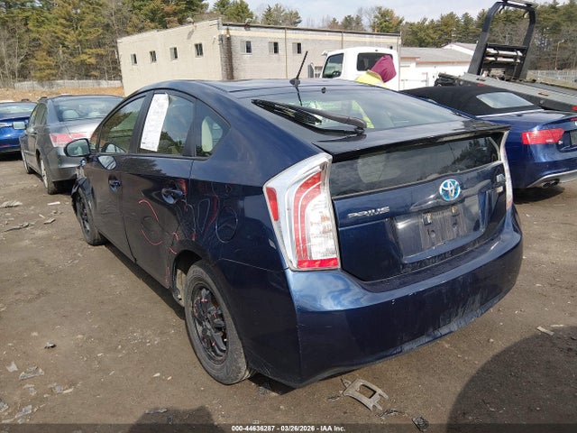 JTDKN3DU7E1743670 Toyota Prius Two