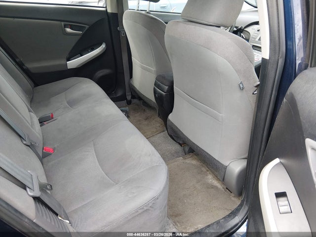 JTDKN3DU7E1743670 Toyota Prius Two