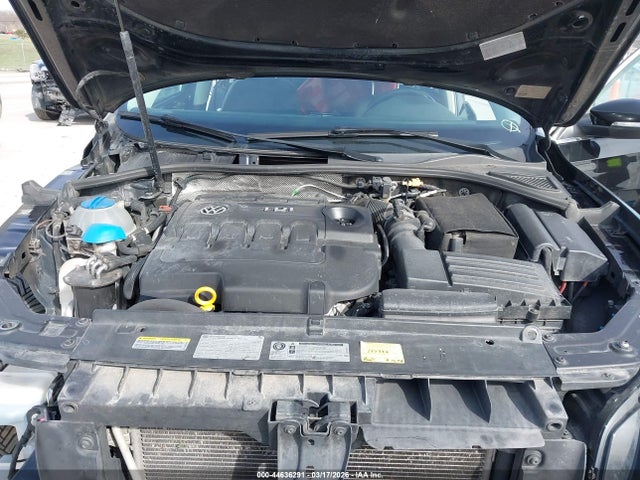 2015 Volkswagen Passat 2.0l Tdi Se მანქანა იყიდება აუქციონზე, vin: 1VWBV7A30FC052471, აუქციონის ნომერი: 44636291