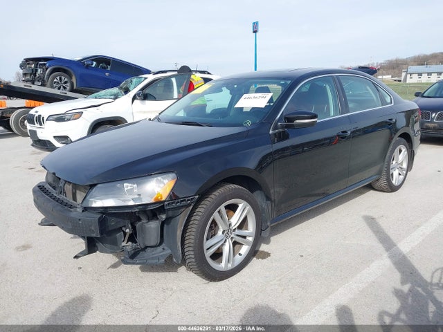 2015 Volkswagen Passat 2.0l Tdi Se მანქანა იყიდება აუქციონზე, vin: 1VWBV7A30FC052471, აუქციონის ნომერი: 44636291