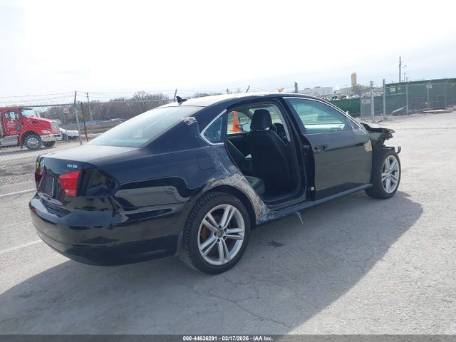 2015 Volkswagen Passat 2.0l Tdi Se მანქანა იყიდება აუქციონზე, vin: 1VWBV7A30FC052471, აუქციონის ნომერი: 44636291