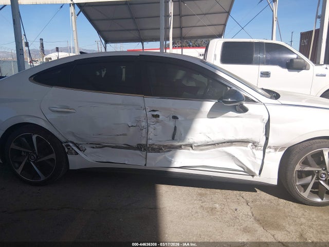 5NPEJ4J25MH125451 Hyundai Sonata Sel Plus