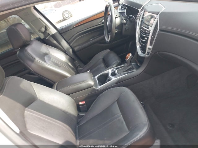 44636314 :رقم المزاد ، 3GYFNEE39ES680440 vin ، 2014 Cadillac Srx Luxury Collection مزاد بيع