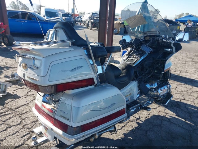 2000 HONDA GL1500 1HFSC2248YA200101 Photo 3