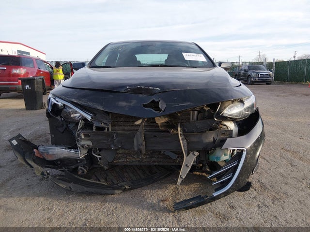 1G1ZD5ST9PF225551 Chevrolet Malibu Fwd 1lt