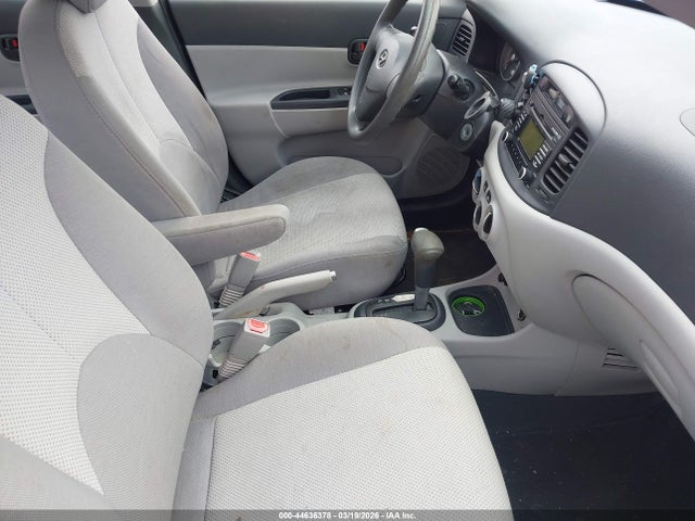 2008 HYUNDAI ACCENT KMHCN46C18U276100 Photo 4