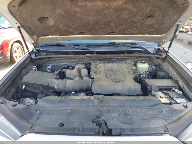 2021 Toyota 4runner Trd Off Road მანქანა იყიდება აუქციონზე, vin: JTEPU5JR1M5968593, აუქციონის ნომერი: 44636390