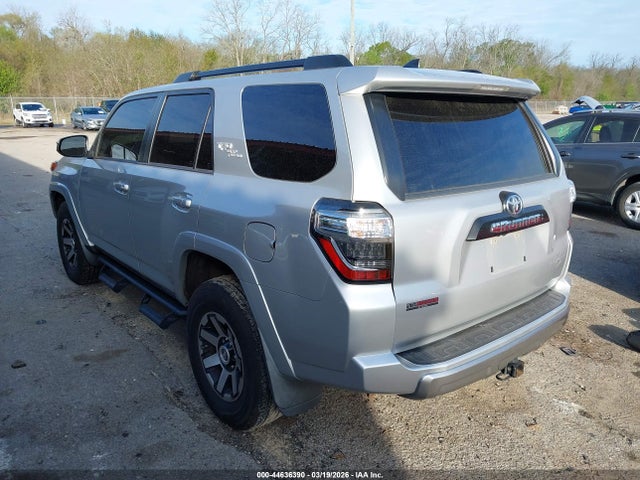 2021 Toyota 4runner Trd Off Road მანქანა იყიდება აუქციონზე, vin: JTEPU5JR1M5968593, აუქციონის ნომერი: 44636390