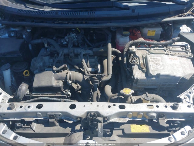 JTDKDTB33E1572817 Toyota Prius C Two