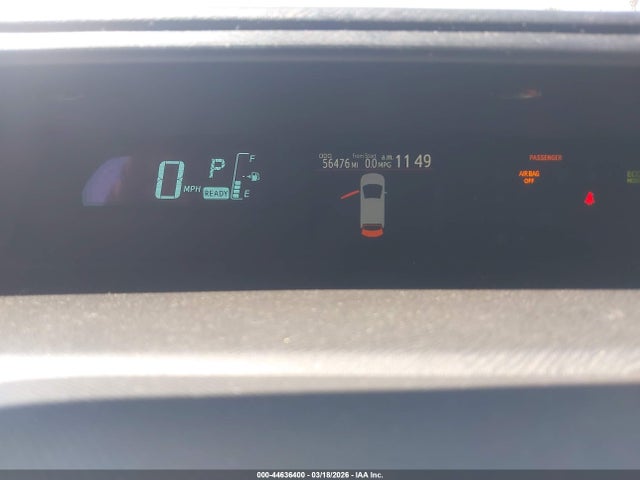 JTDKDTB33E1572817 Toyota Prius C Two