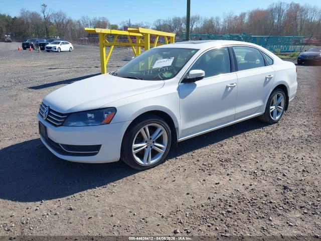 Aukcja sprzedaży 2014 Volkswagen Passat 1.8t Se, vin: 1VWBT7A33EC067647, numer aukcji: 44636412