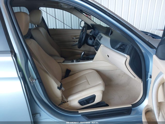 2012 Bmw 328i მანქანა იყიდება აუქციონზე, vin: WBA3A5C54CF345741, აუქციონის ნომერი: 44636417