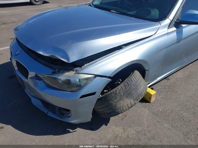 2012 Bmw 328i მანქანა იყიდება აუქციონზე, vin: WBA3A5C54CF345741, აუქციონის ნომერი: 44636417