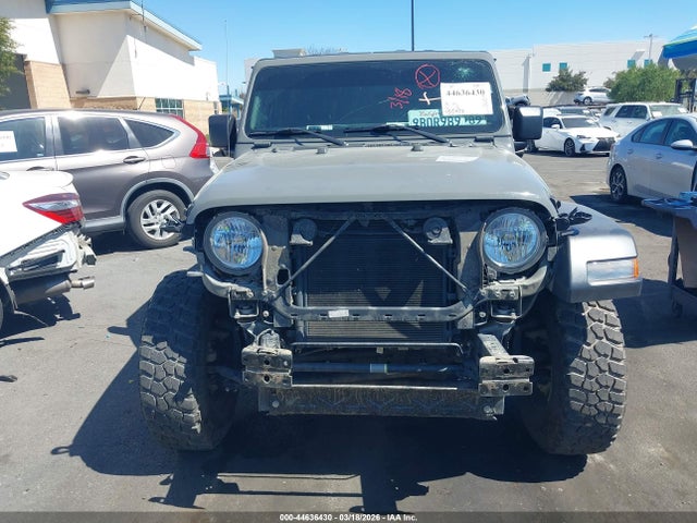 1C4HJXDG9NW174136 Jeep Wrangler Unlimited Willys Sport 4x4