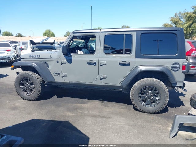 1C4HJXDG9NW174136 Jeep Wrangler Unlimited Willys Sport 4x4