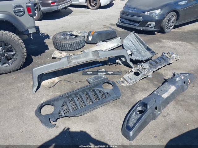 1C4HJXDG9NW174136 Jeep Wrangler Unlimited Willys Sport 4x4
