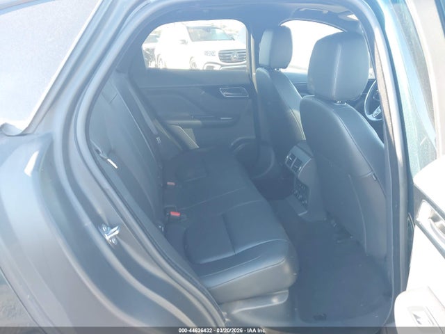 2018 JAGUAR F-PACE SADCJ2FN1JA254146 Photo 7