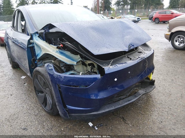 44636444 :رقم المزاد ، 7SAYGDED4TF450566 vin ، 2026 Tesla Model Y Premium Rear-wheel Drive/standard Rear-wheel Drive مزاد بيع