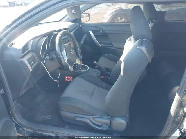 2015 SCION TC JTKJF5C70FJ013562 Photo 4